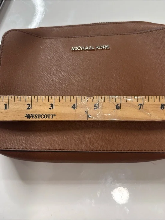 Beautiful Brown MICHAEL KORS, LEATHER CROSSBODY BAG A040426 - Picture 9 of 9